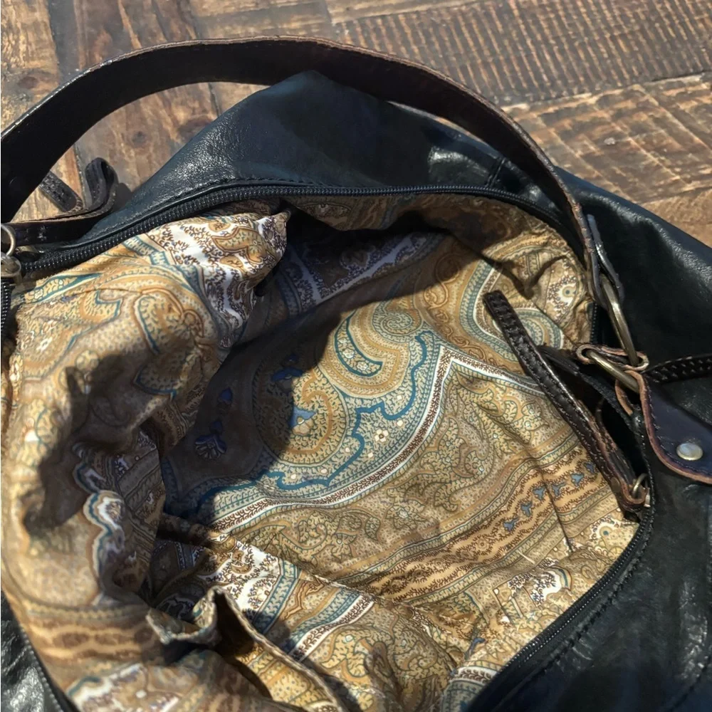 Hype Black Leather Hobo Bag with Vintage Finish